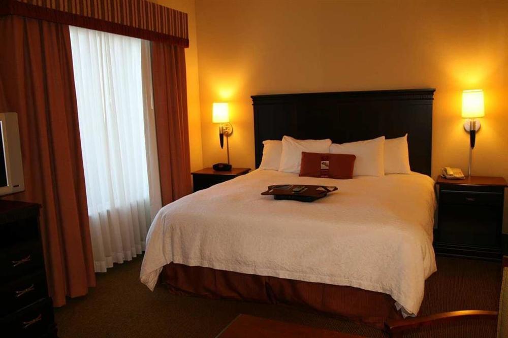 Hampton Inn & Suites Gainesville Habitación foto